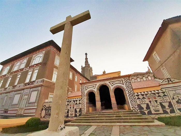 ブサコパレスホテルに隣接するカルメル会修道院跡