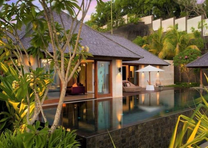 広大な敷地に全8棟のヴィラ