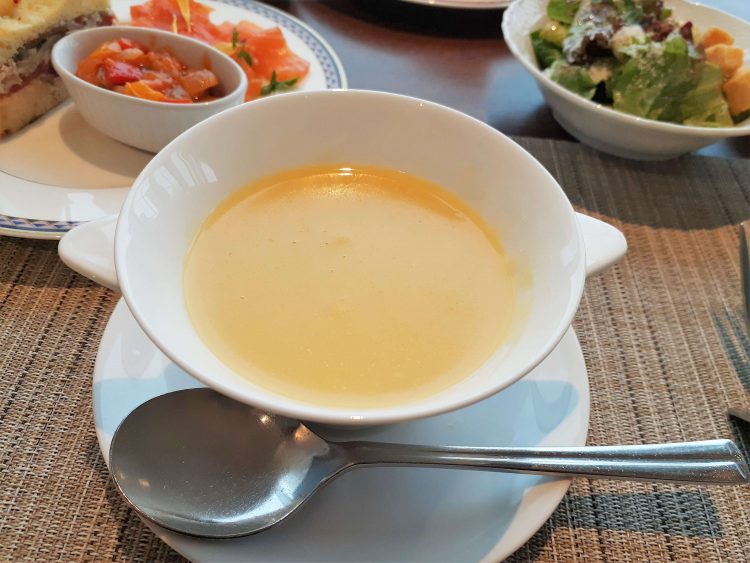 ヨコハマグランドインターコンチネンタルホテル宿泊記 クラブラウンジ