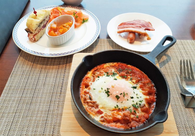 ヨコハマグランドインターコンチネンタルホテル宿泊記 クラブラウンジ