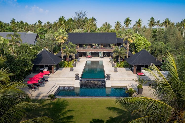 ヴィラ・サンティ