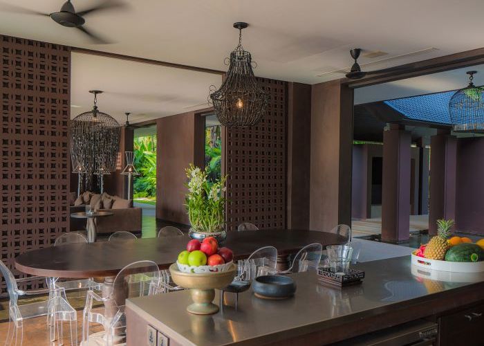 一流シェフの味が楽しめるダイニング