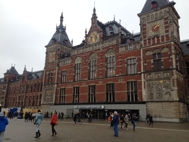 フランスからオランダに国マタギ