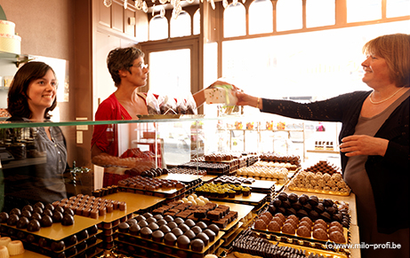 エミレーツ航空で行くヨーロッパ(ブリュッセル)＆ドバイでのスイーツ探訪。ワッフル、チョコレートも人気