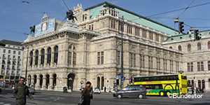 エミレーツ航空利用のヨーロッパ(ウィーン)＆ドバイに行くならみのがせない、国立オペラ座