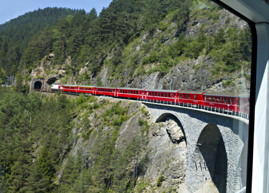 ベルニナ急行（Bernina Express）