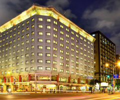 レオフー ホテル（六福客桟）