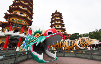 高雄の開運スポット龍虎塔