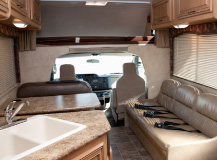 ホテルに泊まるより滞在費がリーズナブル！