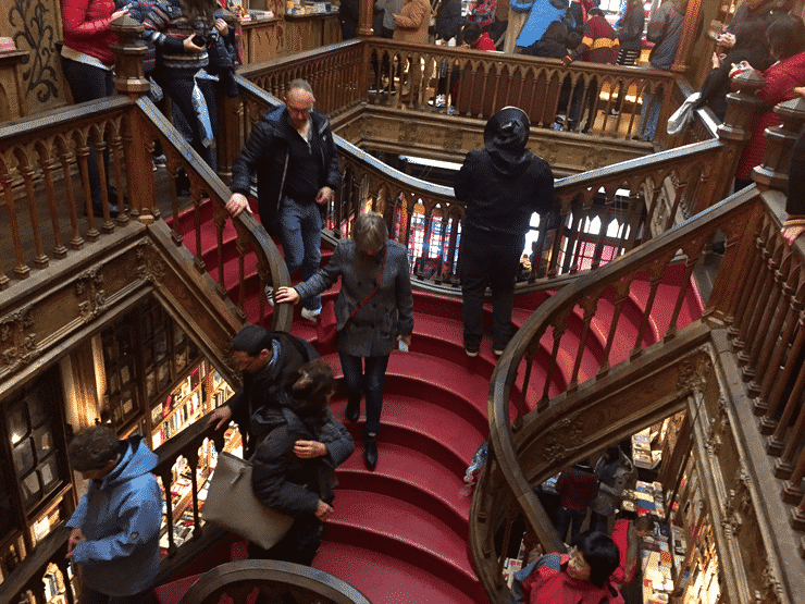 一番の見どころ螺旋階段