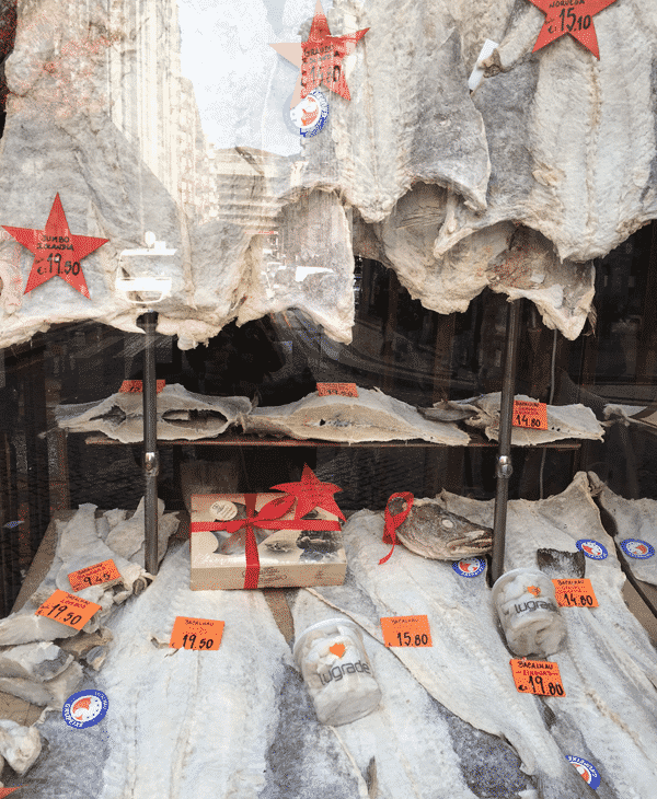 ポルトガル名物のバカリャウ（干し鱈）は大きい！