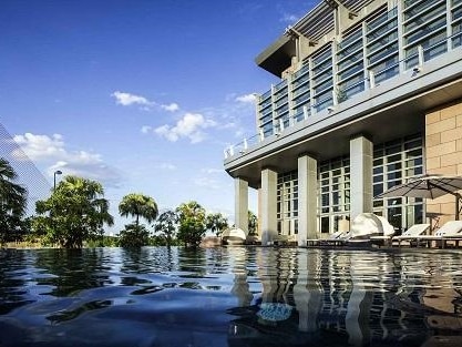 グランメルキュールダナンのプール