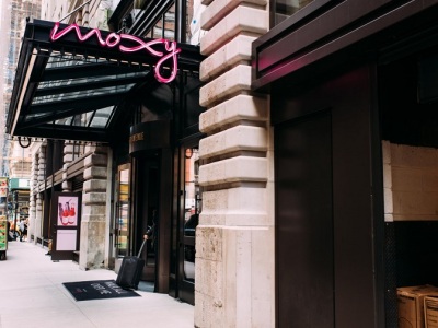 モクシーニューヨーク3×4