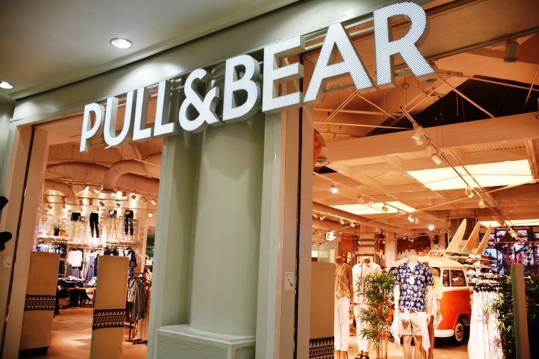 pull&bear 外観