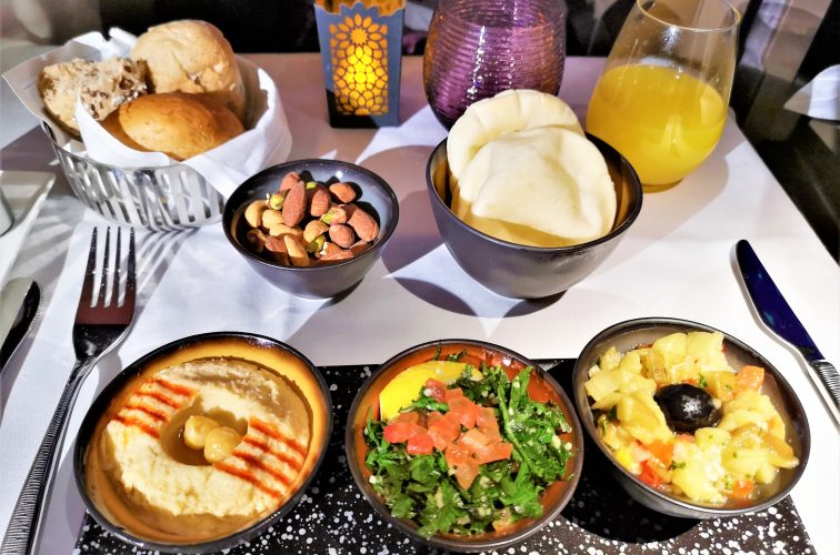 カタール航空Qスイート機内食