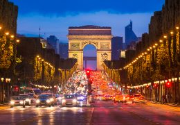 凱旋門 ライトアップ