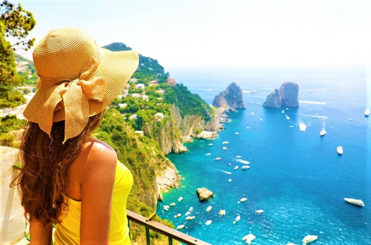 カプリ島 行き方