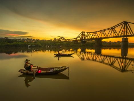 ハノイ　ロンビエン橋