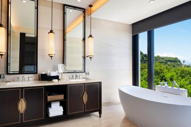 the-apurva-kempinski-bali_grand-deluxe-bathroom-1