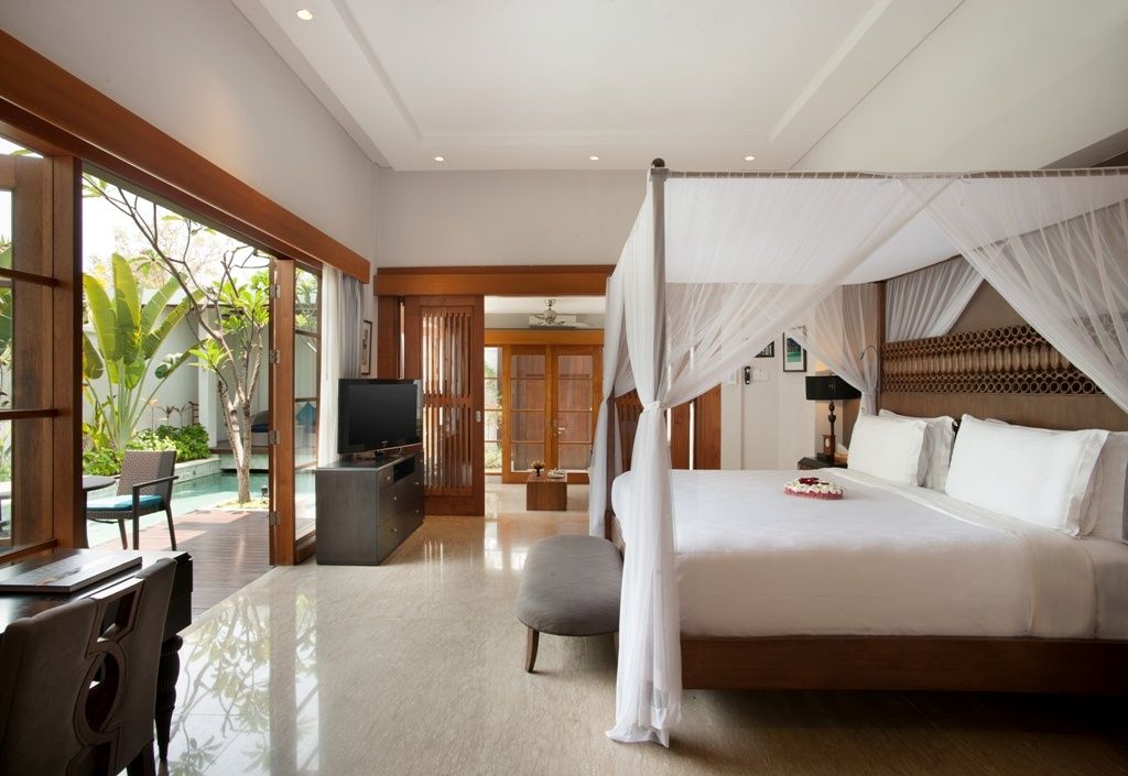 one-bedroom-pool-villa-bedroom-1537778664