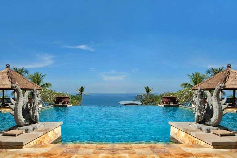 アヤナ　gallery_experience__ayana_main_pool