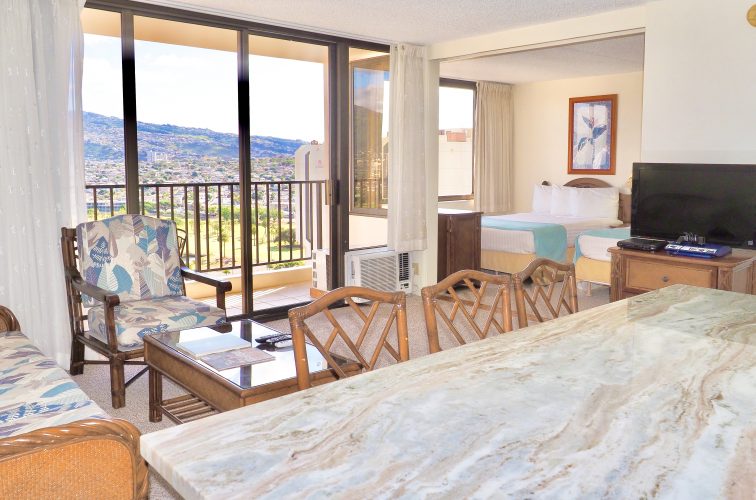 aston-waikiki-banyan-mountain-dlx-living-room