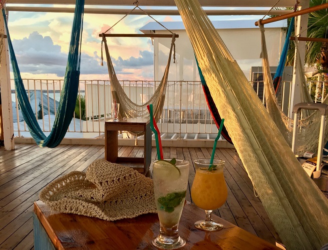 HAMMOCK CAFE LA ISLA