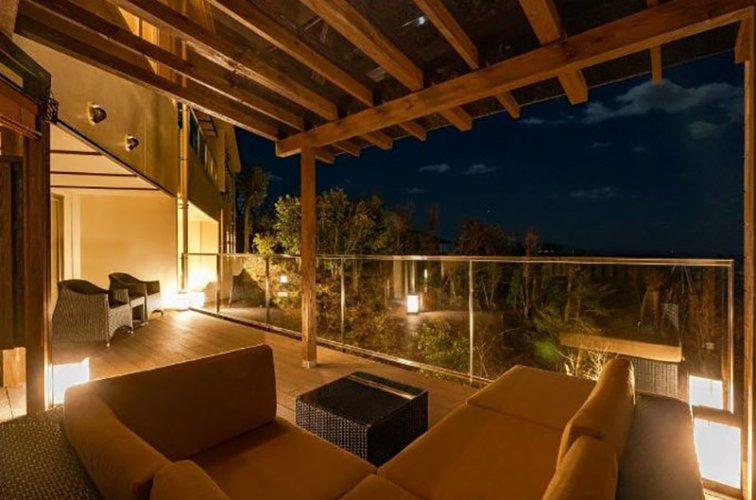 大室の杜　玉翠