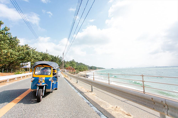 トゥクトゥクレンタルで海岸ドライブ