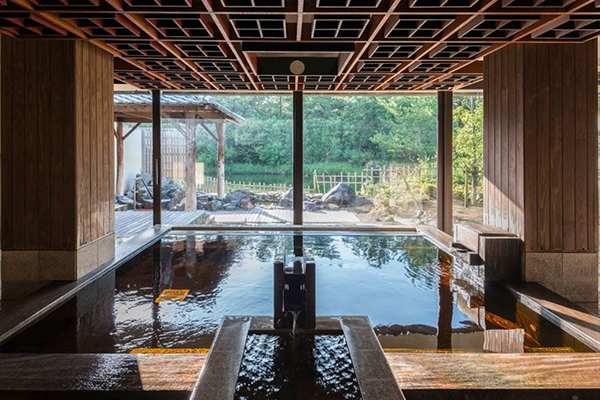 ミネラル豊富な美人の湯「松泉宮」