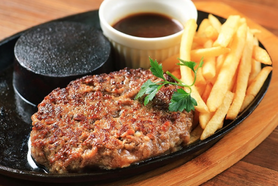 窯焼きステーキ&鉄板ハンバーグ カマロ・ステーキダイナー