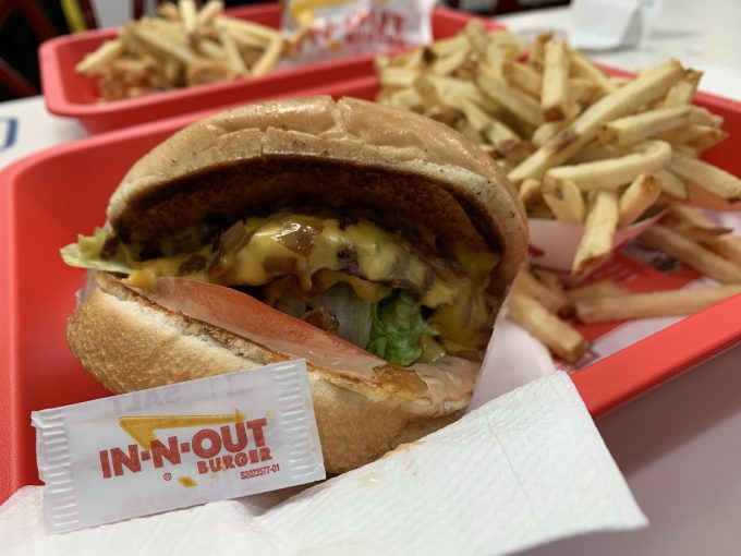 安くておいしい！「In N Out Burger」