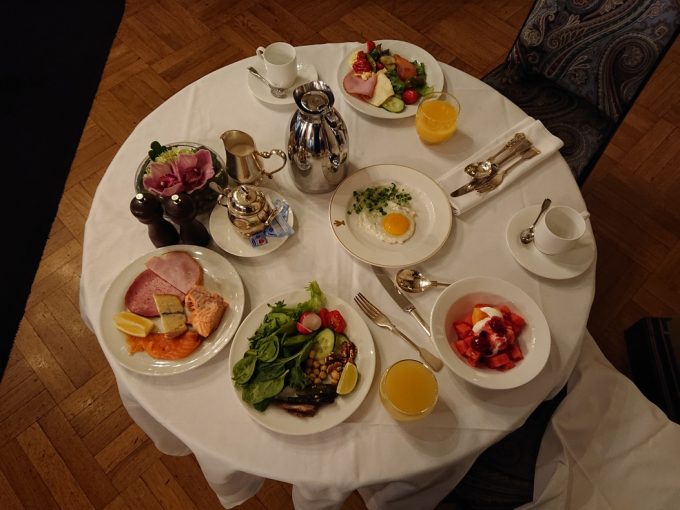 カンプホテル朝食風景