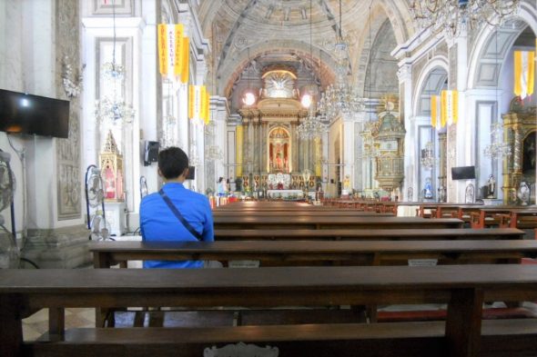 マニラ大聖堂にて