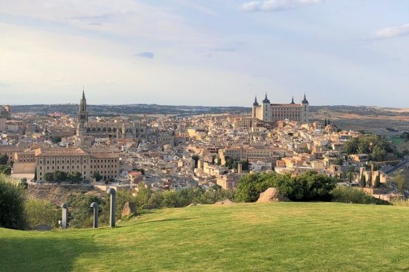 パラドールからトレド市街を望む