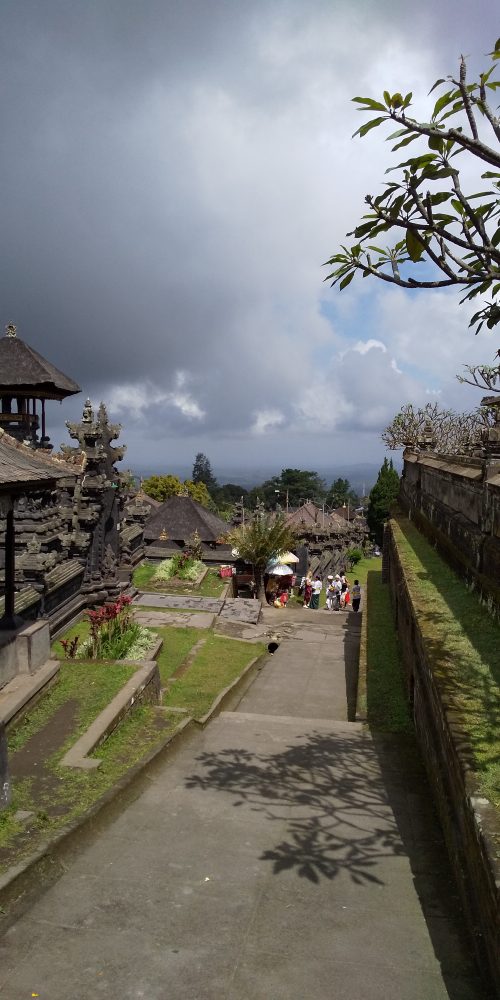 ブサキ寺院