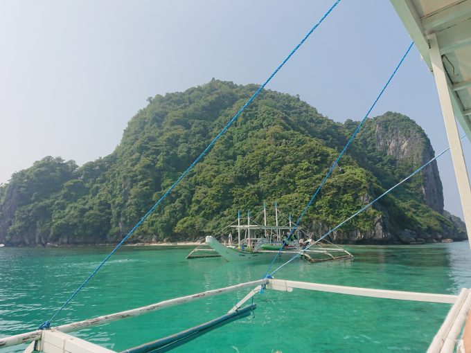 シミズ島でシュノーケリング