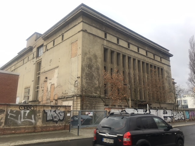 お目当のクラブ『Berghain』