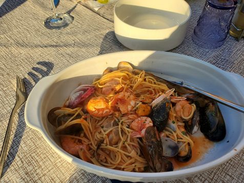 「RISTORANTE　D'ALLA MORA」にて絶品 魚介のパスタ