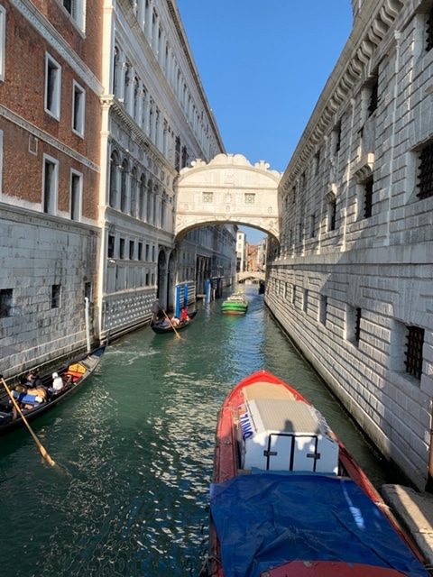 ベネチアのため池橋