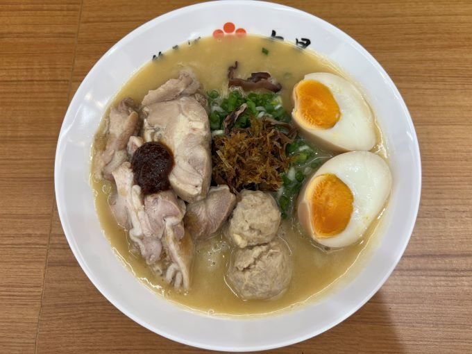 旅の間 何日かお世話になった「七星」のラーメン。美味い！