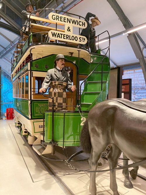 ロンドン交通博物館の馬車鉄道の展示品
