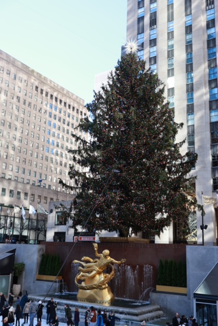 ロックフェラーセンターのクリスマスツリー