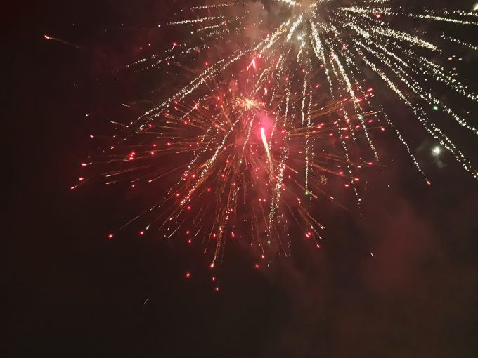 山の上から見た 圧巻の花火！