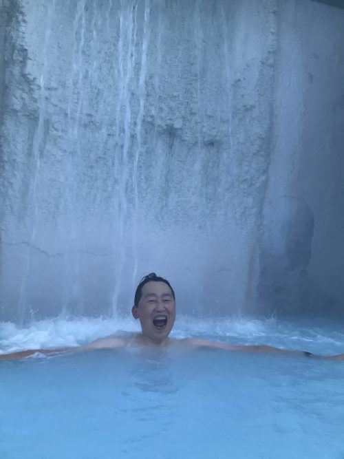 世界最大の露天風呂ブルーラグーン