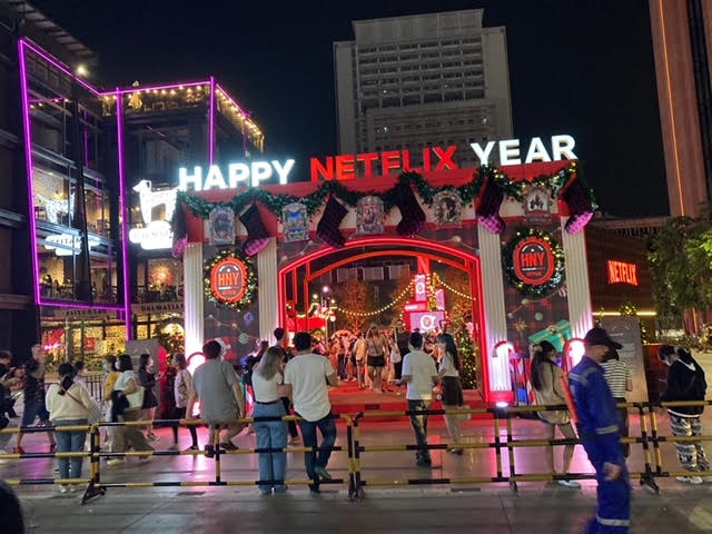 各地でカウントダウンイベントをやっていました