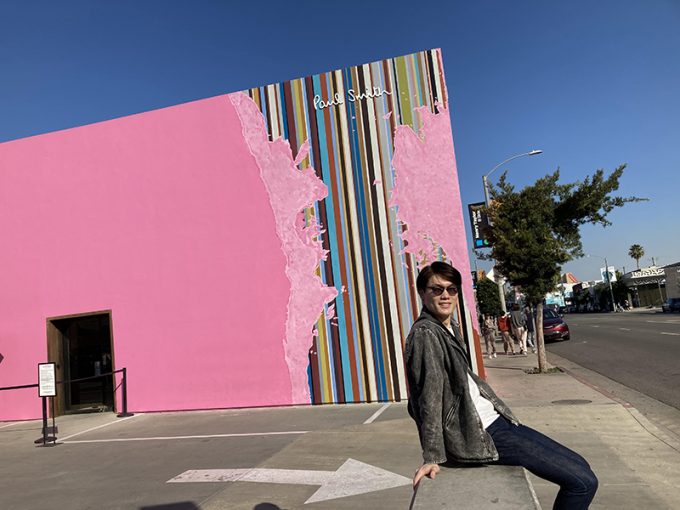 「ポール・スミス」のピンクの壁