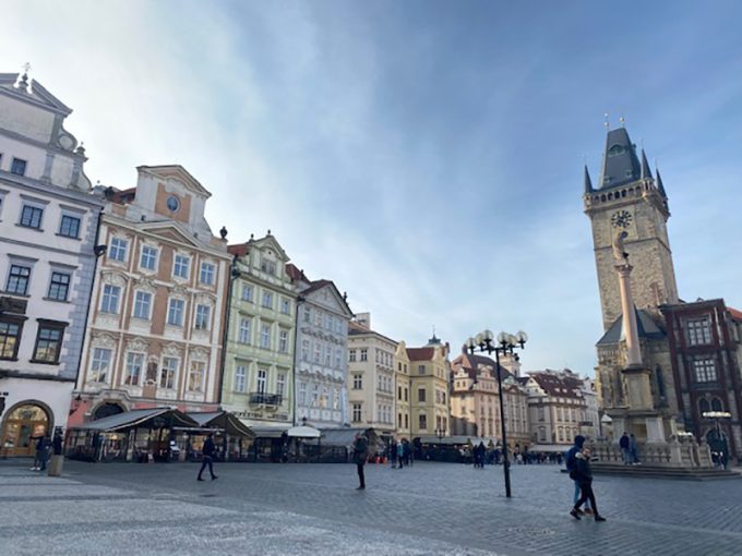プラハの天文時計がある広場
