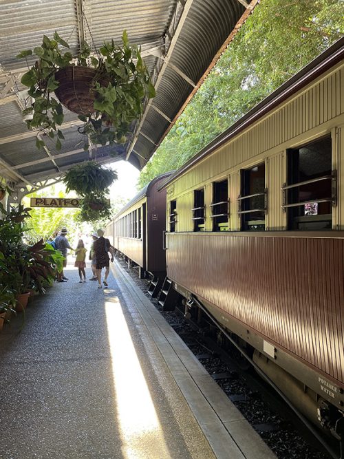 キュランダ鉄道の車両