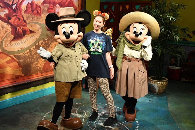 ミッキーとミニーに囲まれて